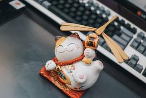 tứ sắc Debet